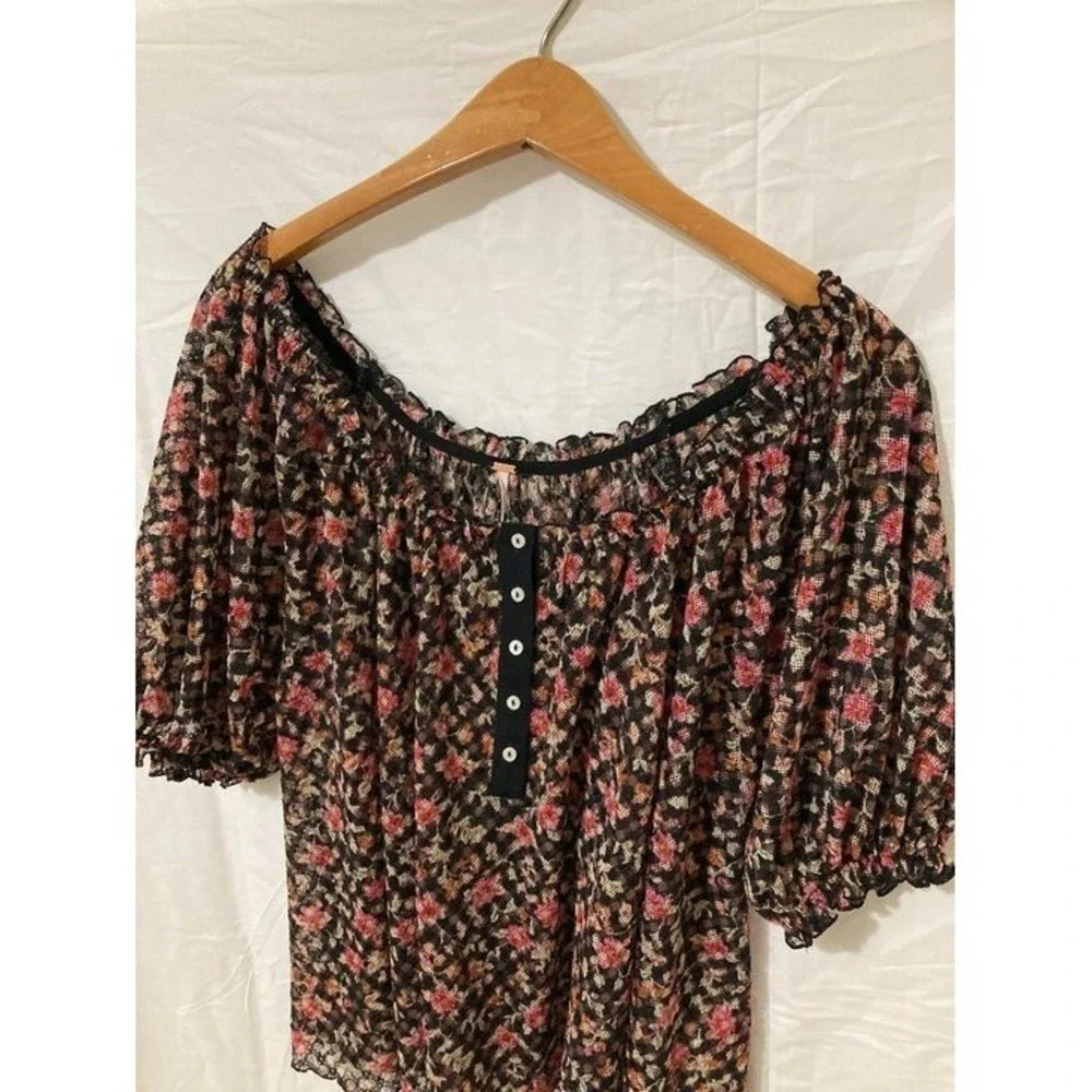 Free People Floral Mesh Blouse Womens Size Medium Black Pink Boho Core 90s Magic